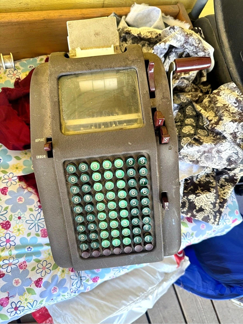 Burroughs Portable Hand Crank Adding Machine vintage works